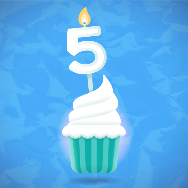 cupcake with 5 candle