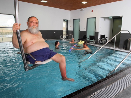 Hydrotherapy at a Beit Halochem Centre in Israel